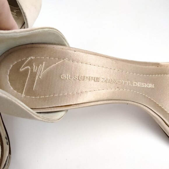 Giuseppe Zanotti Champagne Satin Jeweled Embellished Heels 39.5 9.5 - Picture 6 of 13